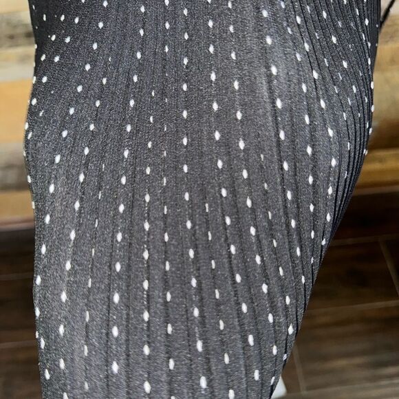 💫 Kaelyn Max II Off-Shoulder Ruffle Top EUC SZ 1X💫 - Picture 9 of 16